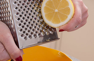 Цедра лимона. Калорийность, польза и вред