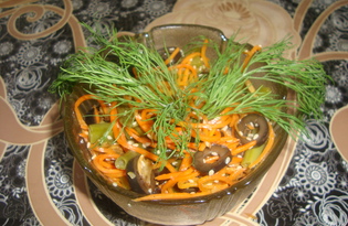 Салат из корейской морковки и стручковой фасоли "Вкуснятина"
