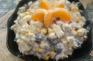 Салат из курицы, ананаса и грибов (пошаговый фото рецепт)