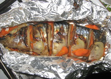 Скумбрия с луком и морковью (пошаговый фото рецепт)