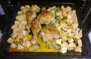 Запеченные куриные окорочка с овощами (рецепт с пошаговыми фото)
