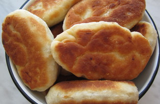 Пирожки с печенкой «Бабушкины» (рецепт с пошаговыми фото)