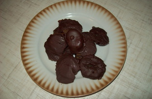 Конфеты "Курага в шоколаде" (пошаговый фото рецепт)