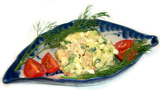 Салат с копченым угрем и сельдереем (пошаговый фото рецепт)