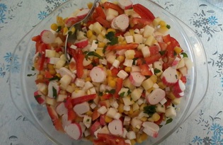 Салат "Крабовый" с плавленым сыром и яблоком (пошаговый фото рецепт)
