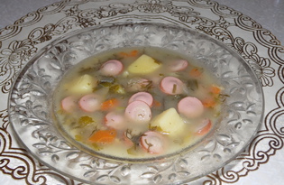 Суп с чечевицей и сосисками в мультиварке Delfa (пошаговый фото рецепт)