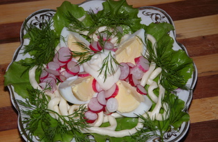 Легкий салат с сыром сулугуни (пошаговый фото рецепт)