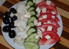 Классический греческий салат с брынзой (пошаговый фото рецепт)