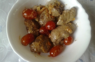 Куриная печень с консервированными помидорами черри (пошаговый фото рецепт)