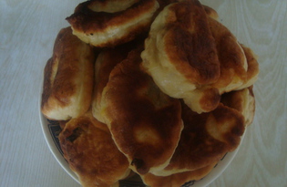 Дрожжевое тесто на кефире для жареных пирожков (пошаговый фото рецепт)