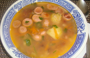 Фасолевый суп с сосисками в мультиварке (пошаговый фото рецепт)
