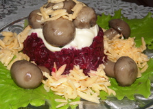 Салат со свеклой и сыром "Грибная поляна" (пошаговый фото рецепт)