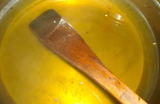 Мед из одуванчиков (пошаговый фото рецепт)