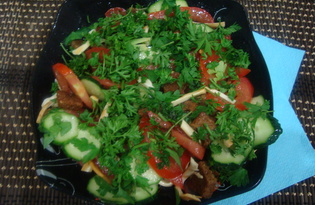 Овощной салат с сухариками (пошаговый фото рецепт)