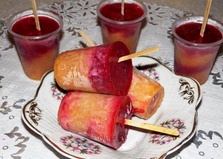 Мороженое фруктовый лед с персиком и вишневым соком (пошаговый фото рецепт)