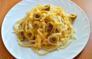 Спагетти с сыром и оливками (пошаговый фото рецепт)