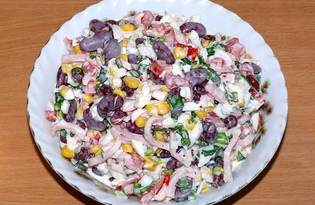 Салат из фасоли с окороком (пошаговый фото рецепт)