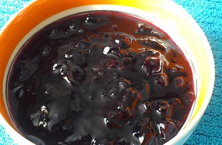 Варенье из черной смородины "Желейное" (пошаговый фото рецепт)