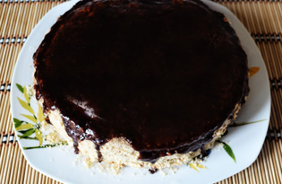 Бисквитный торт с шоколадной глазурью (пошаговый фото рецепт)