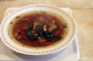Суп с чечевицей, свининой и шпинатом (пошаговый фото рецепт)