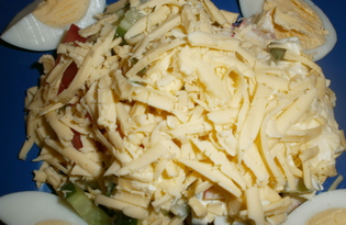 Салат с крабовыми палочками, помидорами и сыром (пошаговый фото рецепт)