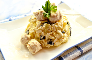 Салат с маслинами и шариками из куриного филе (пошаговый фото рецепт)