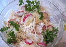 Салат из кольраби и редиса (пошаговый фото рецепт)