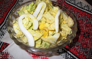 Салат с пекинской капустой и кальмаром (пошаговый фото рецепт)