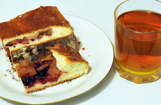 Пирог с ягодами и фруктами из дрожжевого теста (пошаговый фото рецепт)