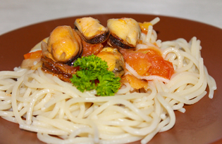 Спагетти с мидиями (пошаговый фото рецепт)