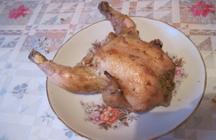 Сочная курица в духовке на бутылке (пошаговый фото рецепт)