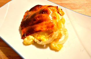 Картофель под сыром в духовке (пошаговый фото рецепт)