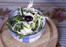 Салат из капусты с творогом (пошаговый фото рецепт)