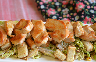 Салат из пекинской капусты с курицей и сухариками (пошаговый фото рецепт)