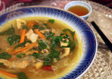 Азиатский суп с рисовой лапшой (пошаговый фото рецепт)