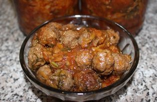 Фрикадельки мясные в томатном соусе (пошаговый фото рецепт)