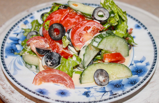Овощной салат с маслинами (пошаговый фото рецепт)