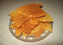 Домашние чипсы с паприкой в вафельнице (пошаговый фото рецепт)