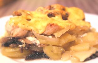 Картофель с курицей и грибами в духовке (пошаговый фото рецепт)