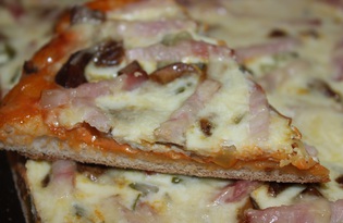 Пицца с беконом (пошаговый фото рецепт)