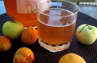 Абрикосово-яблочный компот (пошаговый фото рецепт)