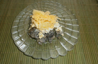 Салат с грибами, сыром и ананасами «Бонапарт» (пошаговый фото рецепт)