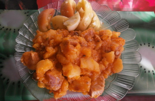 Тушеный картофель с томатами и мясом (пошаговый фото рецепт)