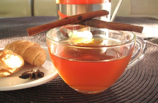 Черный чай с сухофруктами, имбирем и корицей (пошаговый фото рецепт)
