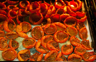 Вяленые помидоры в масле (пошаговый фото рецепт)