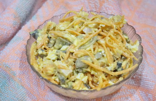 Салат из копченной курицы с грибами и корейской морковкой (пошаговый фото рецепт)