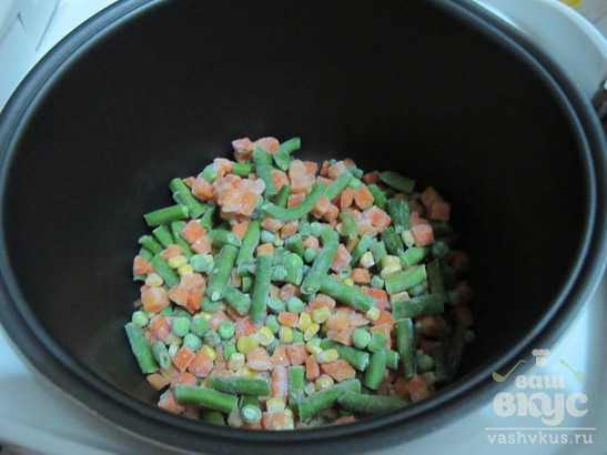 Рис басмати с овощной замороженной смесью в мультиварке