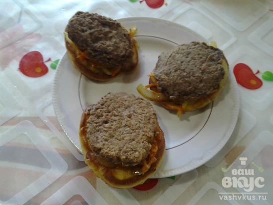 Домашние гамбургеры с печёночными котлетками