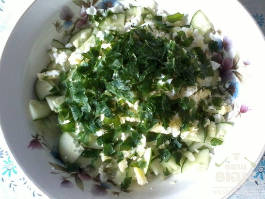 Салат с пекинской капустой и зеленью "Вкус лета"