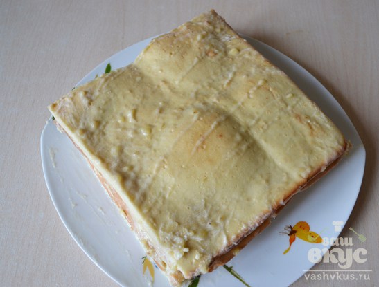Бисквитный мини-торт с банановым кремом
